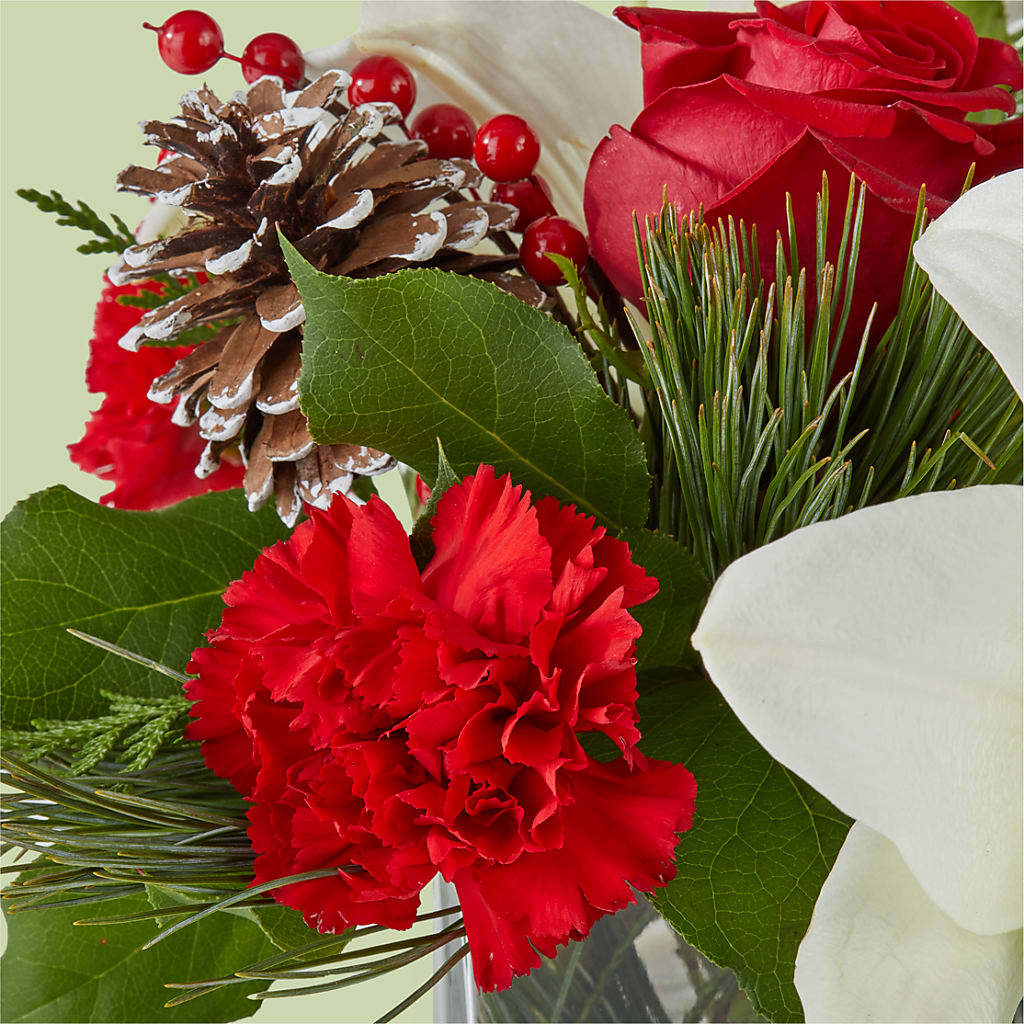 Glistening Icicles Bouquet –  Blossom Bloom, Orlando FL